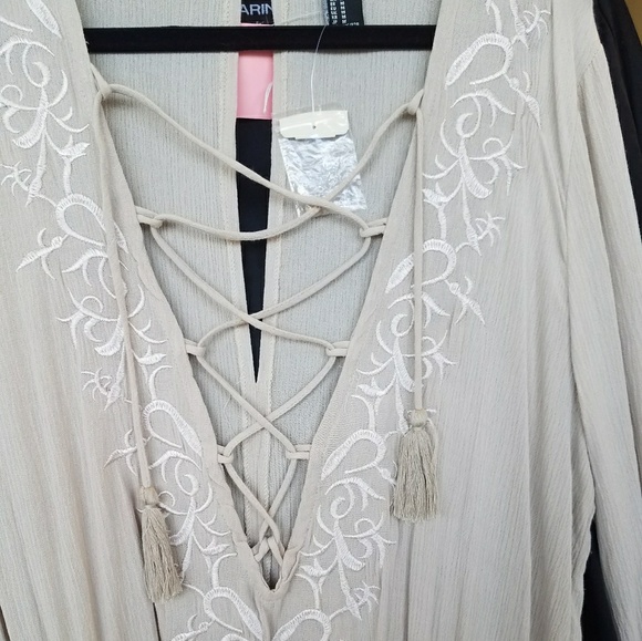 Romper - Picture 2 of 5